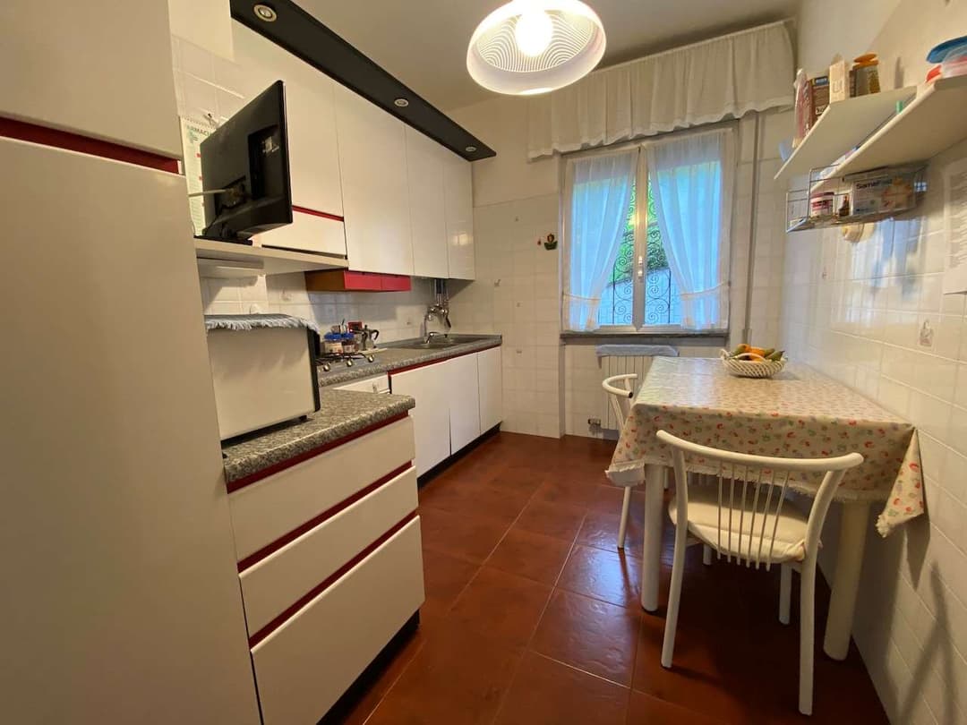 Casa indipendente con due appartamenmti gallery 6