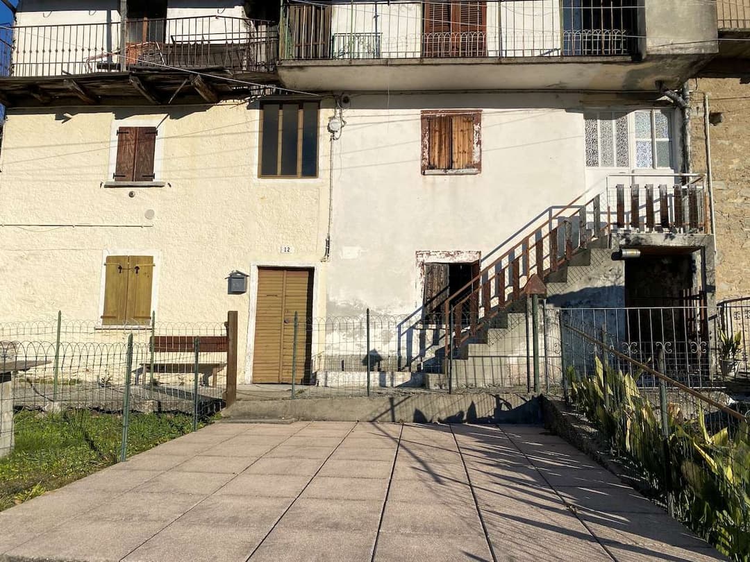 Porzione di casa a AURANO gallery 4