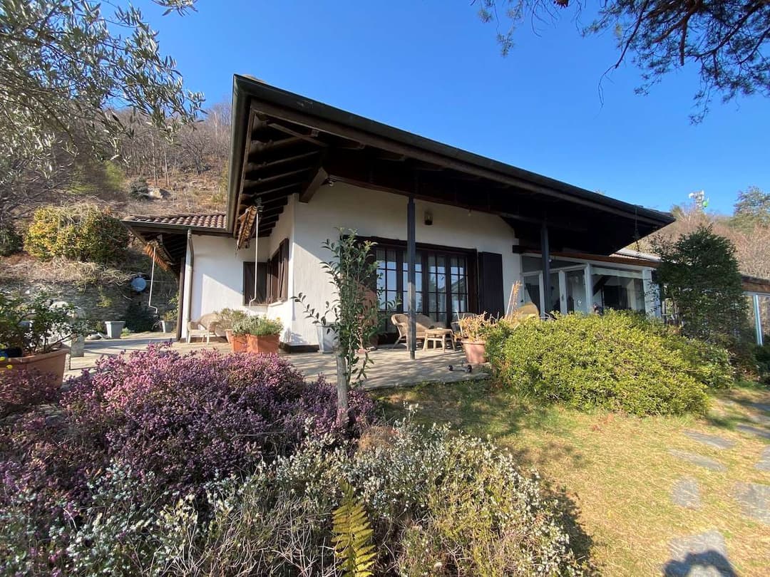 Villa con vista mozzafiato lago maggiore  e isole gallery 37