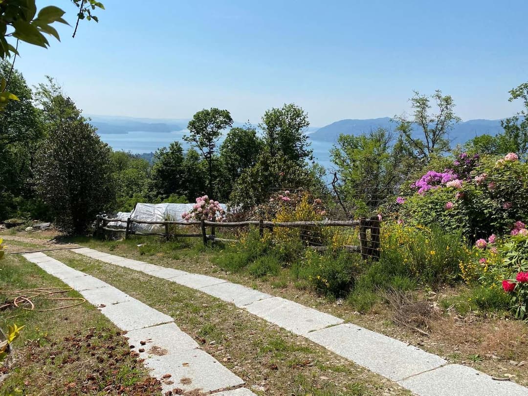 Villa con vista mozzafiato lago maggiore  e isole gallery 28