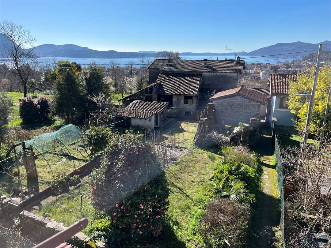 Vendita proprietà terra cielo a VERBANIA gallery 4