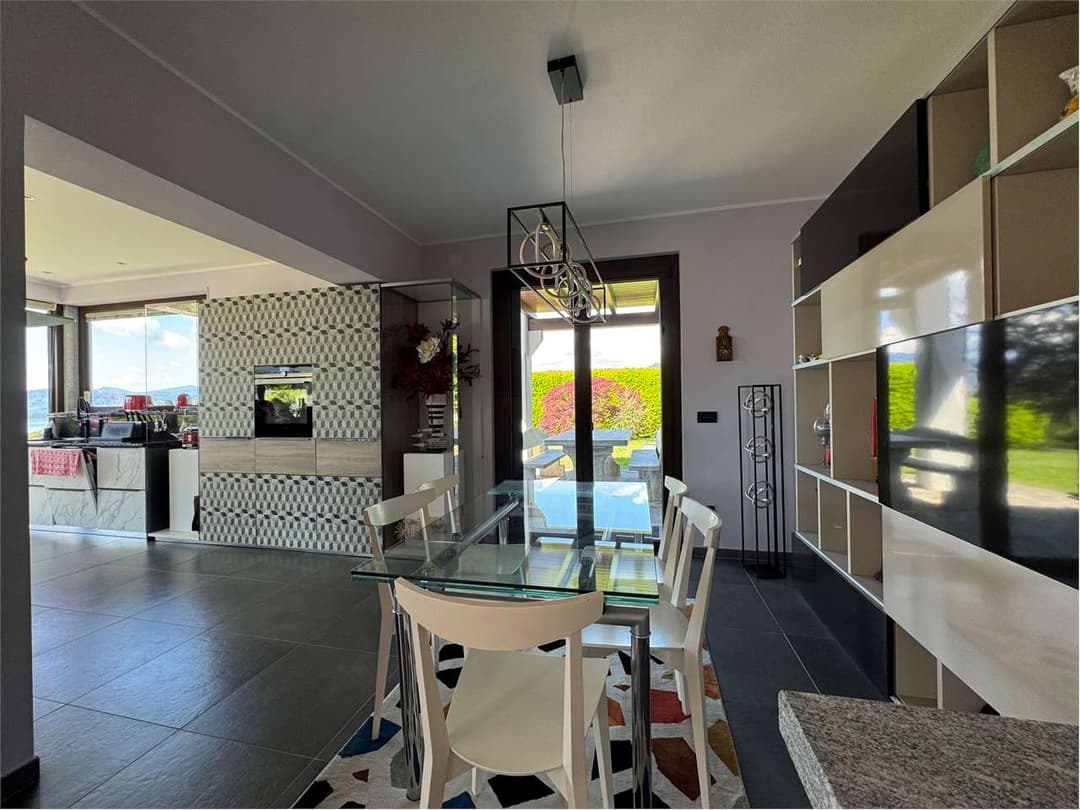 Villa con piscina e splendido parco gallery 15