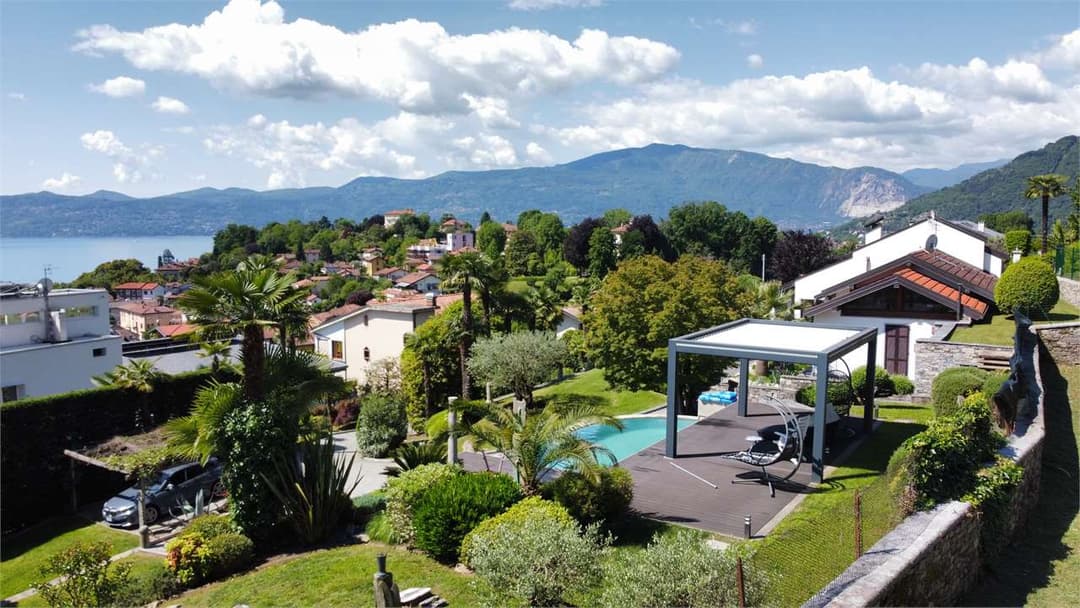 Villa con piscina e splendido parco gallery 1