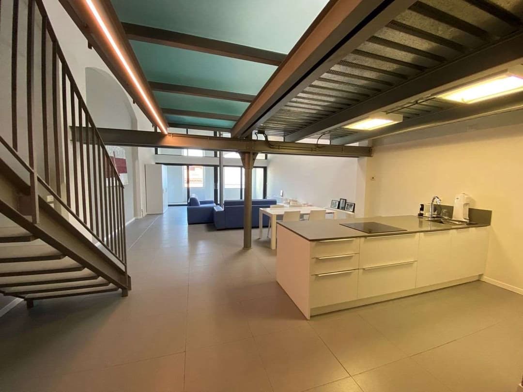 Bellissimo loft vista lago gallery 17