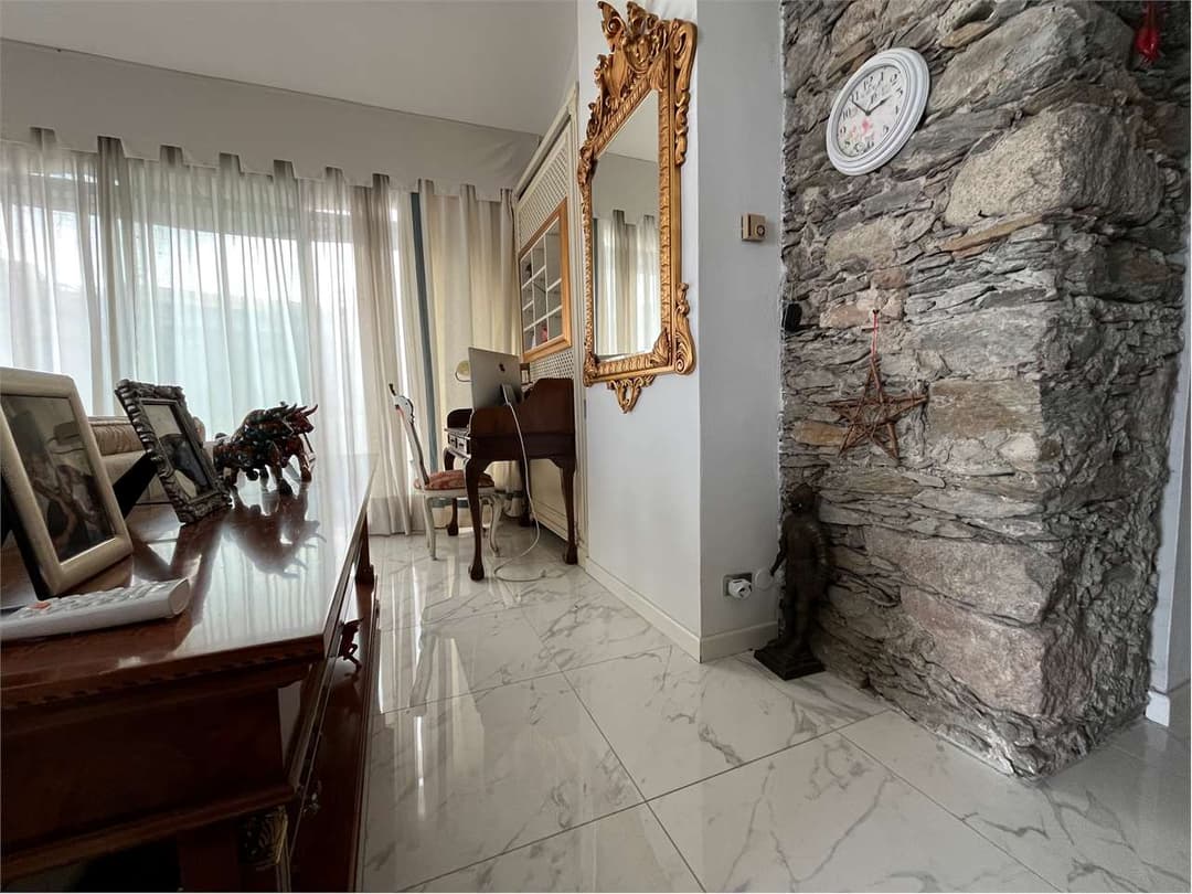 Elegante appartamento in castello vista lago BAVENO gallery 12