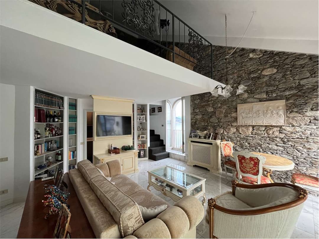 Elegante appartamento in castello vista lago BAVENO gallery 26