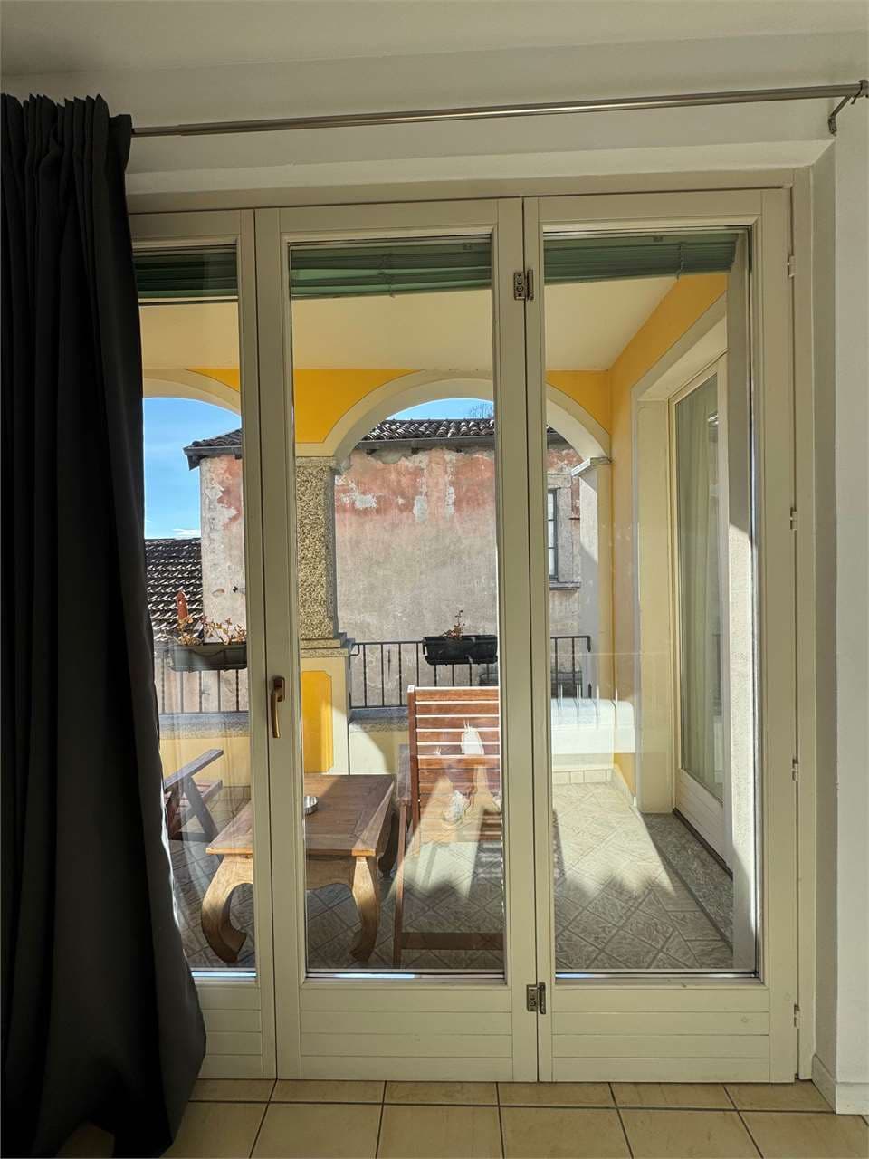 Quadrilocale nel centro storico di feriolo a due passi dal lago gallery 10