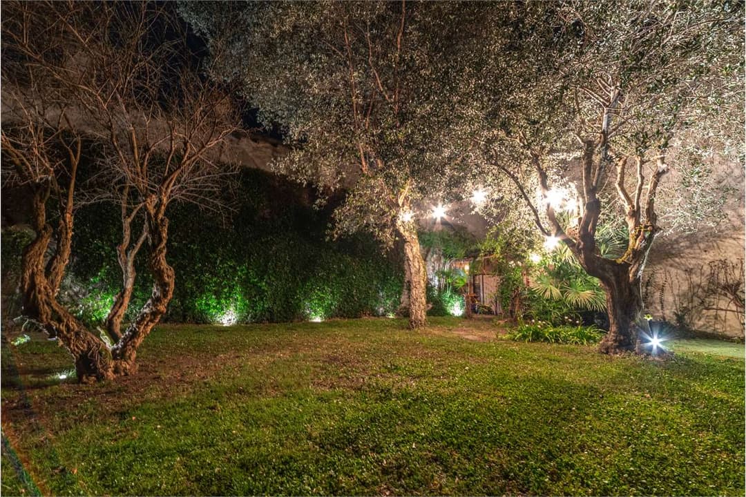 Secret garden nel cuore di VERBANIA pallanza a 50 mt da lago gallery 1