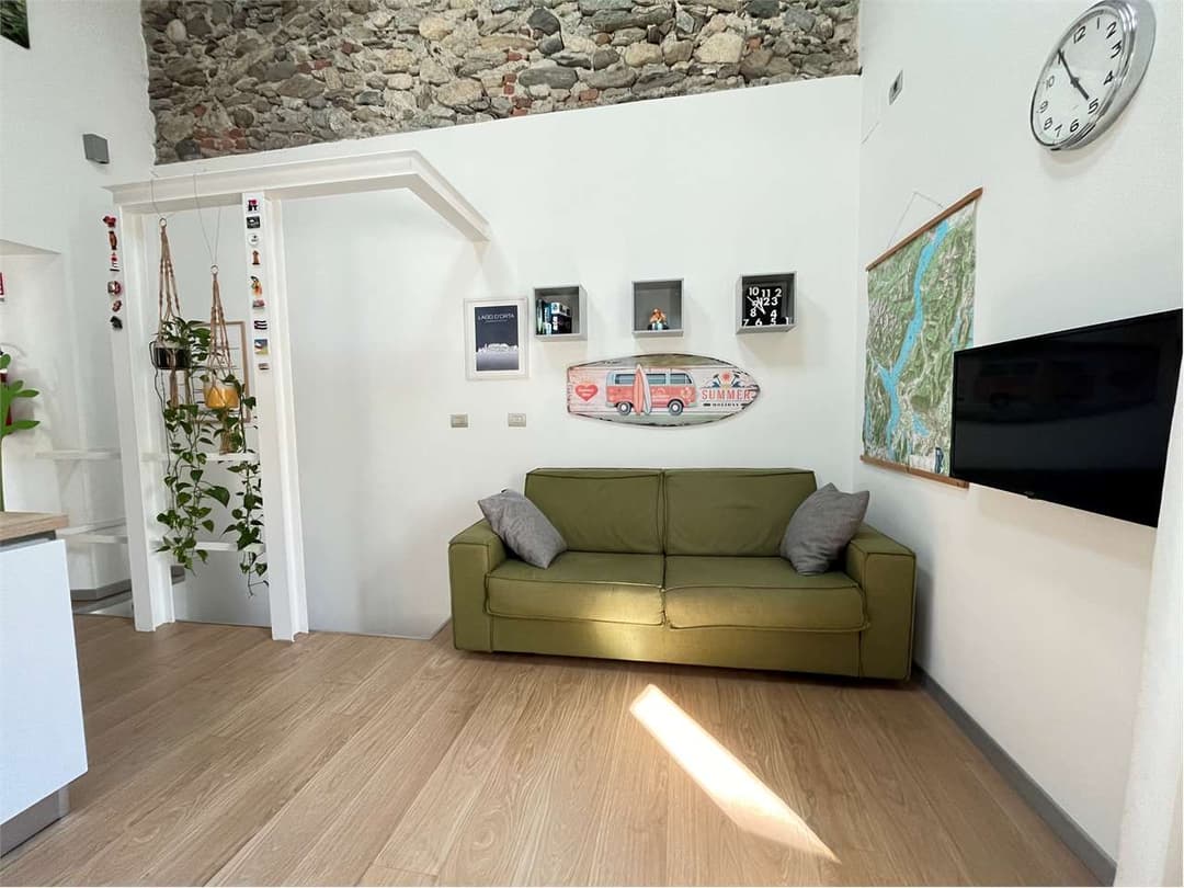 Villetta centro di suna gallery 16