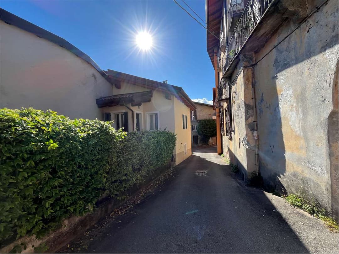 Villetta centro di suna gallery 3