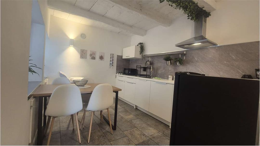 Casa indipendente con vista lago e corte privata – comfort ed ecologia gallery 7