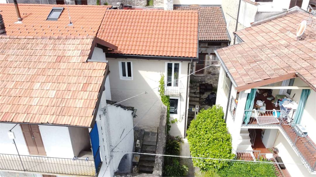 Casa indipendente con vista lago e corte privata – comfort ed ecologia gallery 2
