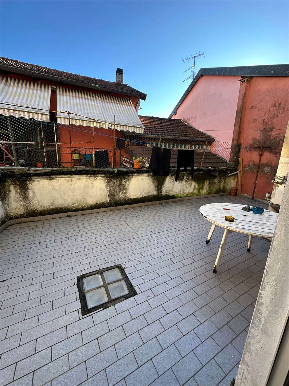 Terra cielo nel cuore del centro storico di suna gallery 20