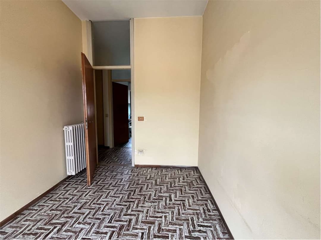 VERBANIA intra – ampio quadrilocale in pieno centro gallery 8