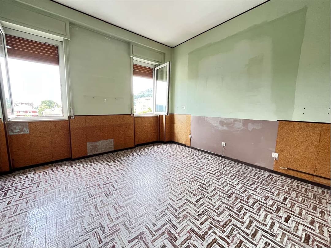 VERBANIA intra – ampio quadrilocale in pieno centro gallery 10