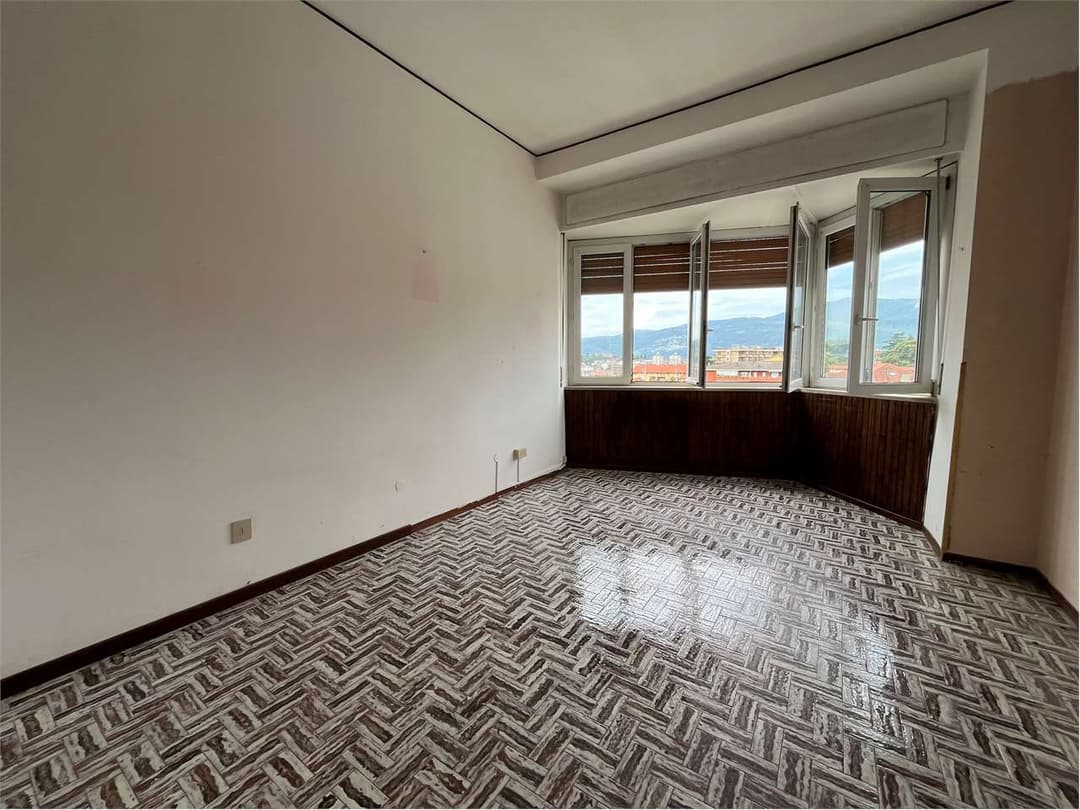 VERBANIA intra – ampio quadrilocale in pieno centro gallery 14