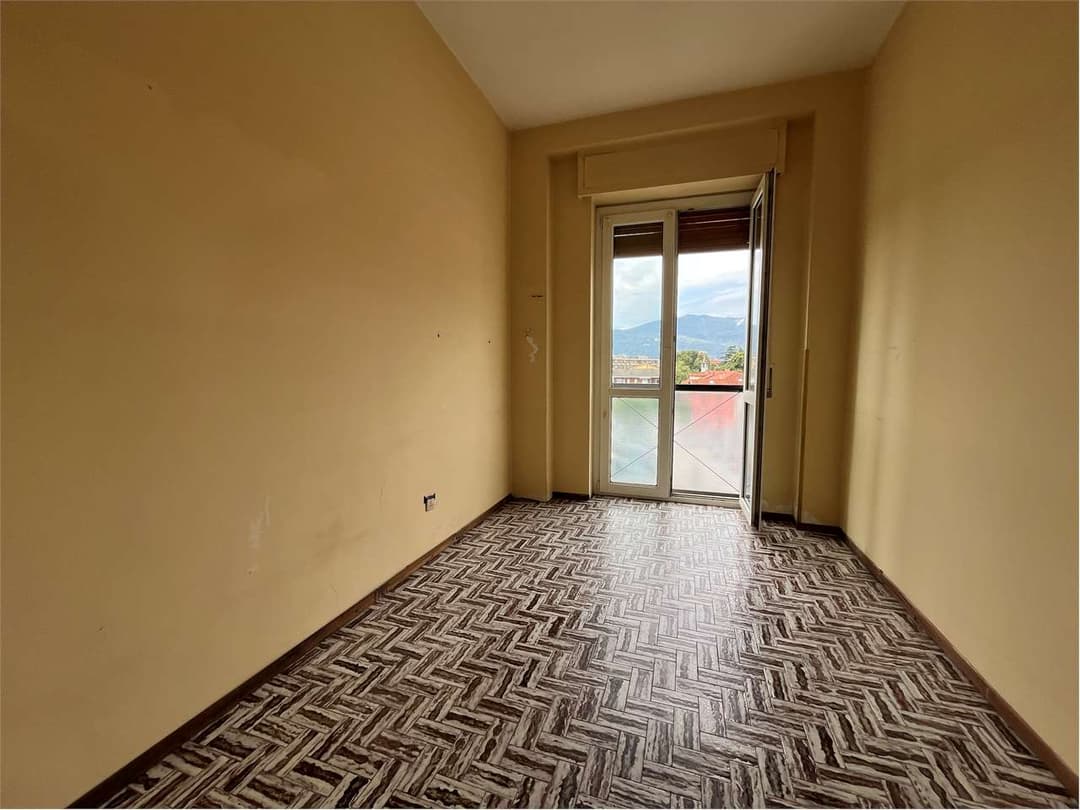 VERBANIA intra – ampio quadrilocale in pieno centro gallery 17