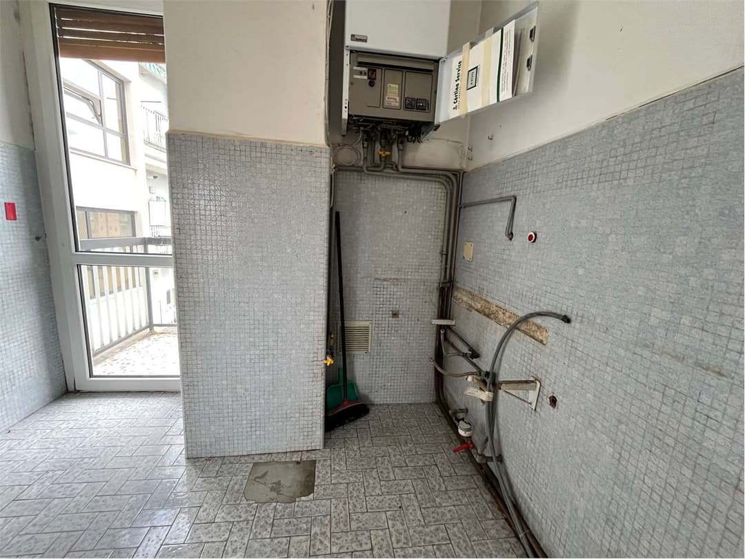 VERBANIA intra – ampio quadrilocale in pieno centro gallery 24