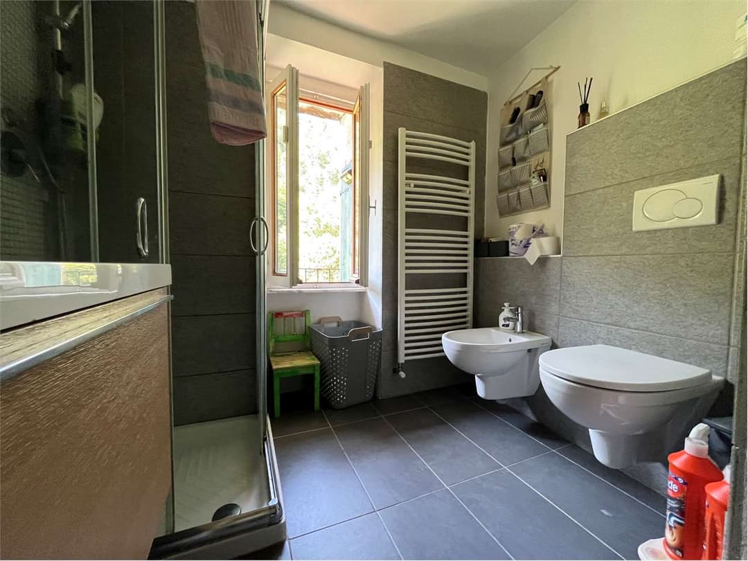 Casa semi-indipendente ristrutturata con corte privata gallery 22