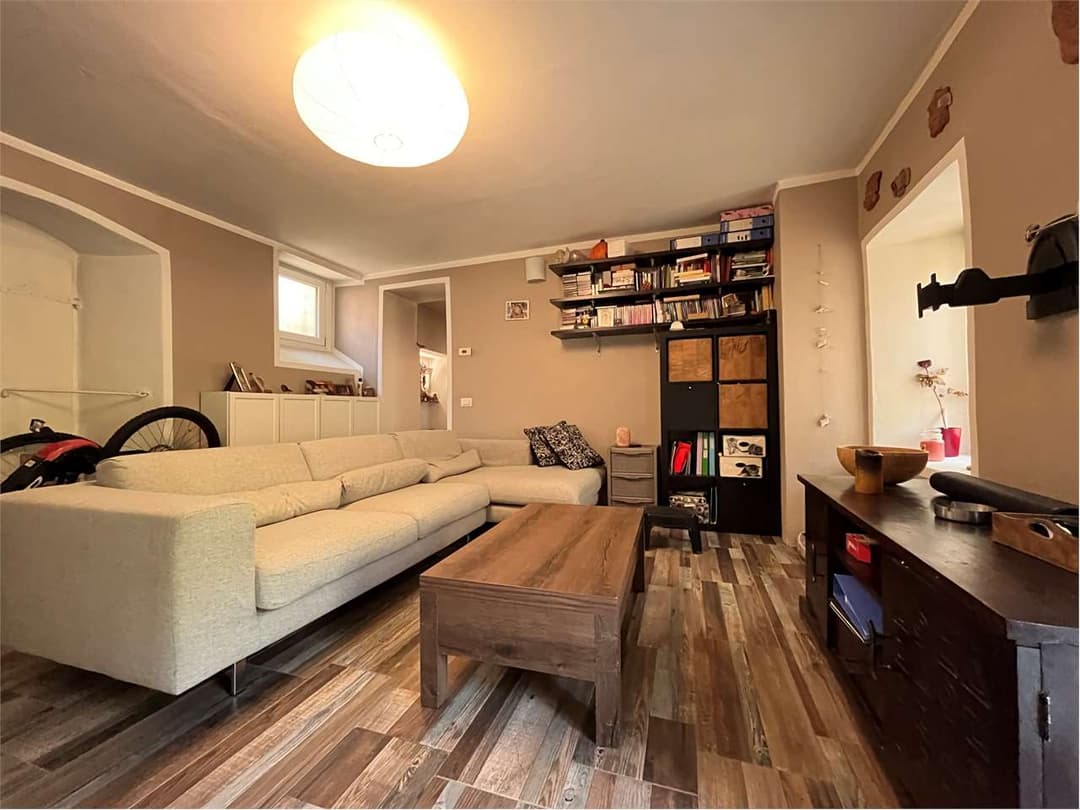 Casa semi-indipendente ristrutturata con corte privata gallery 14