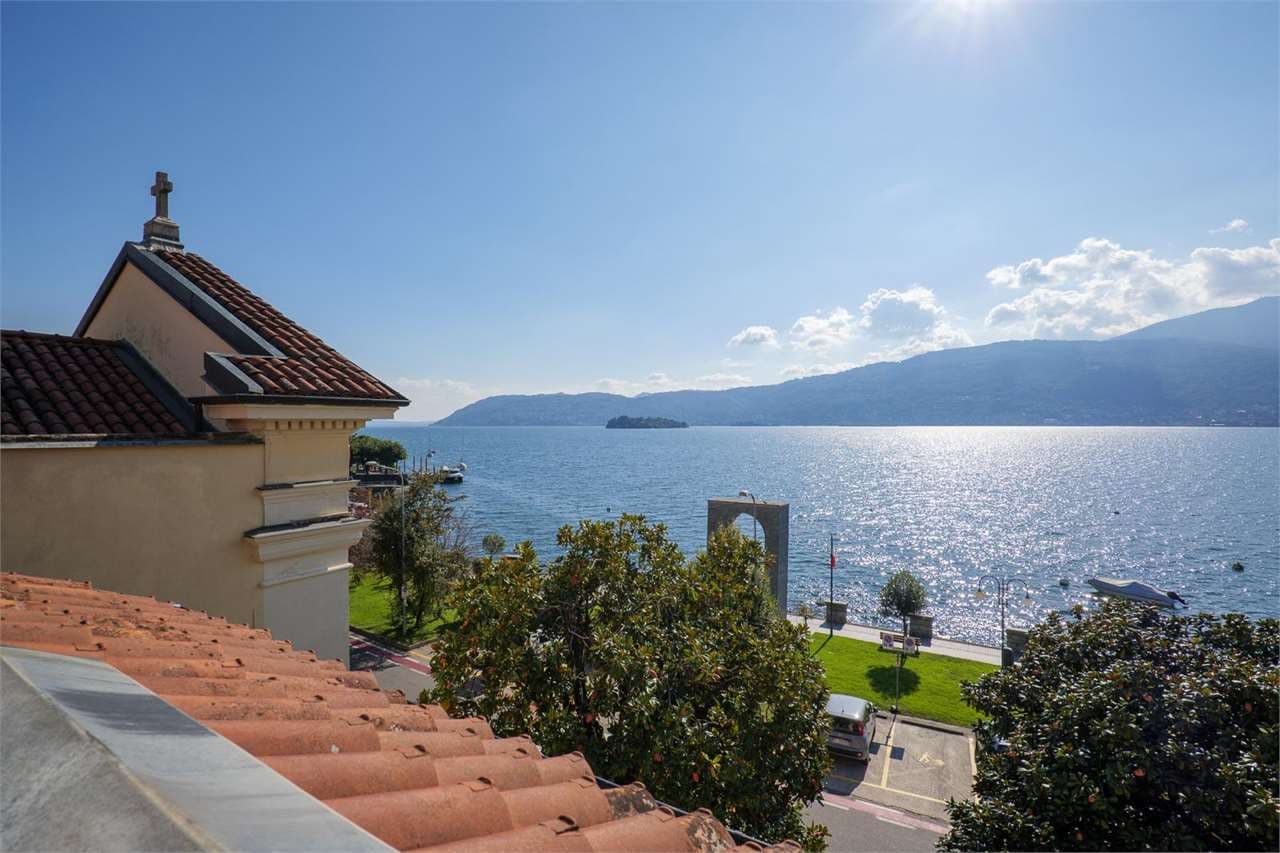 VERBANIA suna – fronte lago | una vera rarita’, un'autentica emozione sul lago maggiore